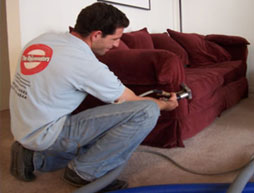Limpeza, lavagem, higienização e impermeabilização de sofá no Alto da XV